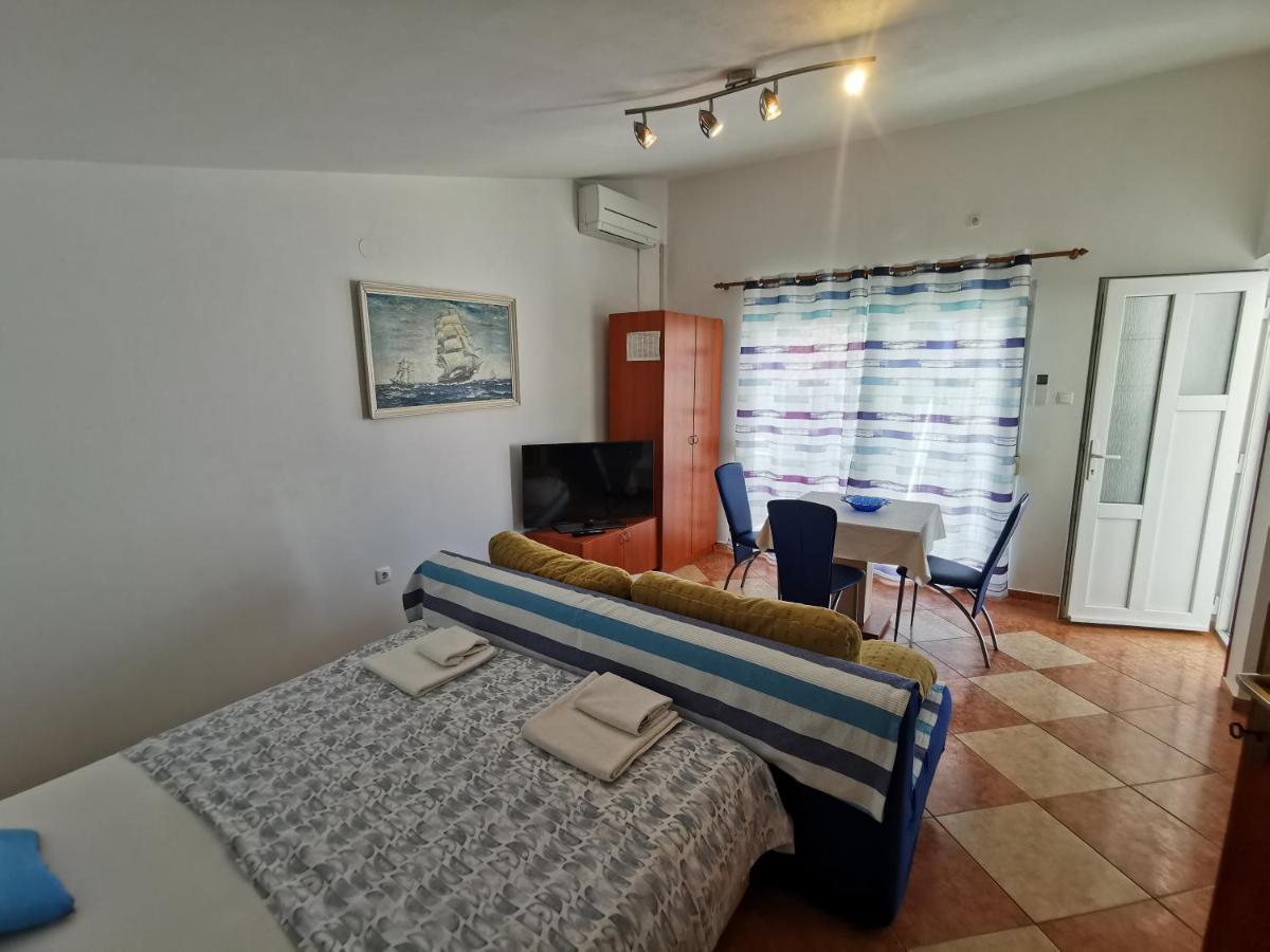 Studio Apartments Jasminka Selce Dış mekan fotoğraf